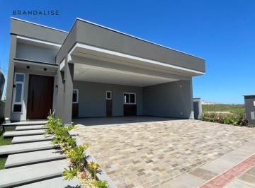 Casa · 198m² · 3 Quartos · Casa à venda - no Centro