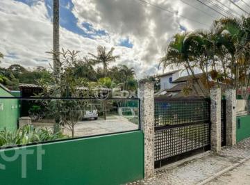 ad343a75 · Casa, 3 dormitórios, 313.88 m², em Rio Tavares