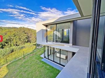 0 · Casa moderna no Campo de Toscana com 3 suítes, energia solar e vista privilegiad