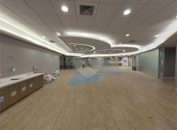 Comercial · 2641m² · 50 Vagas · Salão Comercial à venda em Santana - SP