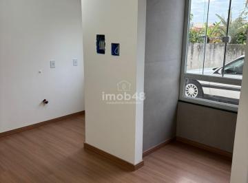Apartamento · 70m² · 2 Quartos · 1 Vaga · Apartamento em Ingleses do Rio Vermelho - Florianópolis: 2 dormitórios, 1 suíte.