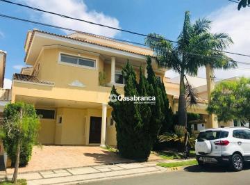 67fbbe282a0b364669741f9a52e2d33df4004e49 · Casa à venda no condomínio Vila dos Inglezes, em Sorocaba, com 3 suítes, piscina coberta e aquecida,