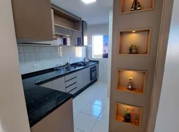 Apartamento de 2 quartos, Colombo · Apartamento bem localizado à venda por R$269.000 mil com móveis planejados