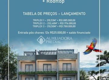 Casa · 211m² · 2 Quartos · 2 Vagas · Triplex privilégio de morar no coração de Florianópolis, com exclusividade, conforto e natureza ao r