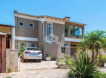 Casa · 240m² · 3 Quartos · 3 Vagas · Casa com 3 dormitórios sendo 1 suíte no bairro Ipanema-Porto Alegre
