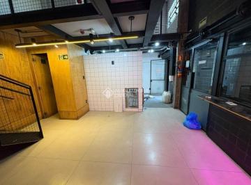 Comercial · 104m² · Ótima loja a venda com 104 m2 de área na rua mais movimentada e melhor ponto da Cidade Baixa em POA
