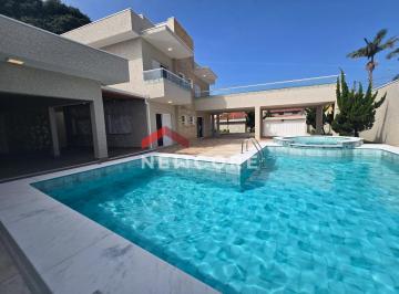 Casa · 249m² · 5 Quartos · 7 Vagas · Casa em Rua Ermide Dare - Balneário Josedy - Peruíbe/SP