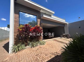 Casa · 208m² · 3 Quartos · 2 Vagas · Casa em Avenida Edmundo Borghi - Cidade Jardim - Araraquara/SP