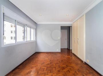 Apartamento de 4 quartos, São Paulo · Apartamento reformado para venda em localização estratégica nos Jardins