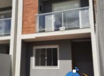 Foto 01 · Casa para locação na Cidade Industrial, Curitiba-PR: 3 quartos, 2 suítes, 3 banheiros, 2 vagas, 127m