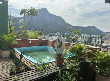 Apartamento · 210m² · 3 Quartos · 1 Vaga · Cobertura com 3 Quartos  210m²  1 vaga  (2) suítes  na  Lagoa