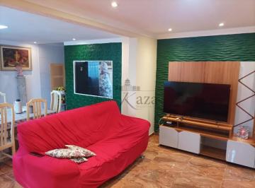 Casa · 250m² · 3 Quartos · 5 Vagas · Oportunidade - Casa Edícula - Jardim Satélite - 3 Dormitórios - 178m².