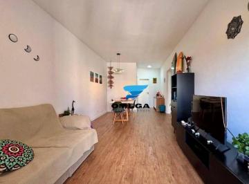 f577a9745fa09a17cadfb98cb4a2caa9f921b144 · Apartamento reformado à venda na Praia das Pitangueiras no Guarujá | Omega Imóveis