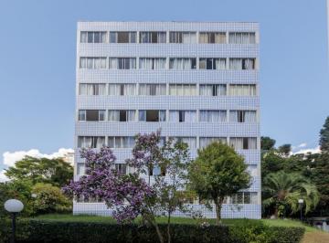 Apartamento · 94m² · 2 Quartos · Apartamento com 2 quartos (1 suíte) reformado no Ahú