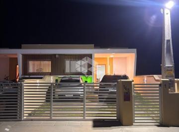 Casa · 81m² · 3 Quartos · 2 Vagas · Casa com 3 quartos/dormitórios no bairro Parque Industrial Sul, em Governador Celso Ramos - SC