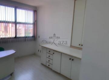 Apartamento · 34m² · 1 Quarto · 1 Vaga · Oportunidade - Sala Comercial - Jardim São Dimas - 34m².