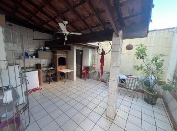 Casa · 126m² · 4 Quartos · 4 Vagas · Espaçosa Casa Sobrado à Venda na Cidade Ocian, Praia Grande - 4 Quartos