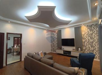 Casa · 250m² · 4 Quartos · 4 Vagas · Casa à venda com 4 quartos no Jardim Macarenko em Sumaré, SP