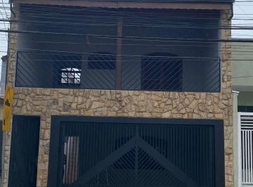 Casa · 212m² · 3 Quartos · 2 Vagas · Casa para venda e Locação em Medeiros, Jundiaí-SP