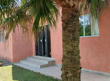 Imóvel terreno plano, rio ao fundo, poço artesiano, casa pronta (habitada), docu · Chácara com excelente casa, piscina.