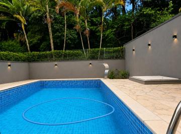 Casa de 4 quartos, Jundiaí · Sobrado com piscina 500 mil + 305 mil financiado (Itaú)