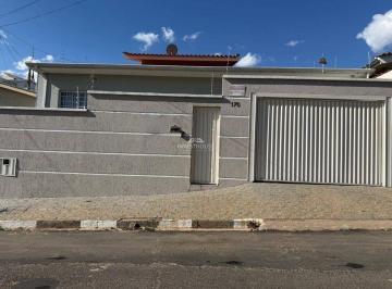 Casa · 312m² · 3 Quartos · 3 Vagas · Casa no Jardim Ricciaro com 3 quartos à Venda - Guaxupé