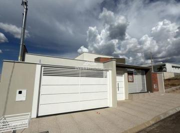 Casa · 229m² · 3 Quartos · 3 Vagas · Casa com 3 quartos, Nova Floresta - Guaxupé