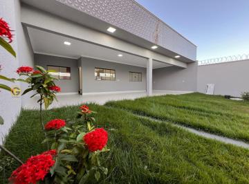 Casa · 208m² · 3 Quartos · 1 Vaga · Simplesmente Completa! Casa Térrea em Lote Inteiro com Piscina, Varanda Gourmet e Projeto Exclusivo
