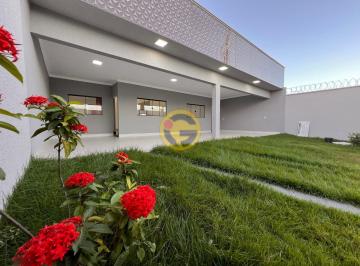 Casa · 208m² · 3 Quartos · 1 Vaga · Simplesmente Completa! Casa Térrea em Lote Inteiro com Piscina, Varanda Gourmet e Projeto Exclusivo 
