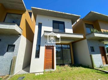 Casa · 95m² · 3 Quartos · 1 Vaga · Sobrado no Campo D’una com 3 dormitórios (1 suíte) entre Imbituba e Garopaba