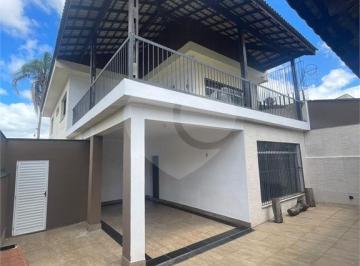 Casa · 241m² · 3 Quartos · 3 Vagas · Sobrado com 3 quartos à venda em Vila oliveira - SP