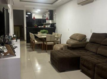 Casa · 230m² · 3 Quartos · Casa à venda - no Jardim Ana Lúcia