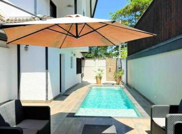 Casa de 3 quartos, Ubatuba · Casa com 290 m² e 3 quartos à venda em Ubatuba