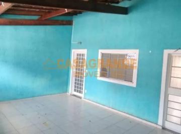 Casa · 70m² · 2 Quartos · 2 Vagas · Casa com 2 quartos Jardim Nova Florida