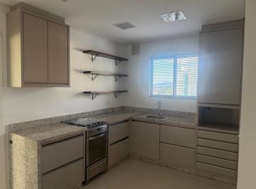 Apartamento de 1 quarto, Balneário Camboriú · Apartamento com 3 suítes no centro de Balneário Camboriú