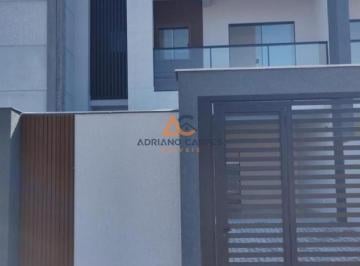 Casa · 126m² · 3 Quartos · 3 Vagas · Sobrado de alto padrão, pronto para morar no bairro Meia Praia em Navegantes a venda com Adriano Car