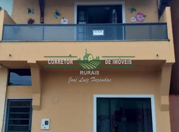 Casa · 250m² · 4 Quartos · Casa à venda - no Centro