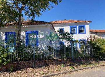 Casa · 380m² · 2 Quartos · Casa à venda - no Centro