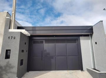Casa · Casa 3 Quartos com 1 Suíte e 220m² - Jardim dos Lírios