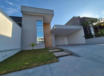 Casa · 3 Quartos · 4 Vagas · OPORTUNIDADE NO VILLA FLORA III | 2 SUÍTES E AMPLO ESTACIONAMENTO