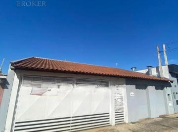Casa · Casa 3 Quartos com 2 Suítes - Jardim Parati