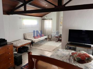 Foto 06 · Imperdível oportunidade de compra: Casa com 6 quartos, 2 suítes e 5 vagas de garagem no Jardim Tarum