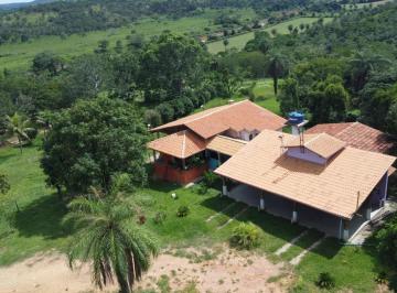 202604061558371597.jpg · Fazenda para Venda em Jequitibá, Área Rural, 3 dormitórios, 1 suíte, 4 banheiros, 3 vagas