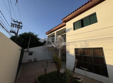 Casa · 249m² · 4 Quartos · 4 Vagas · Casa à venda, 4 quartos, 3 banheiros, 4 vagas de garagem, 249m².