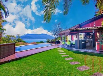 Casa · 5 Quartos · 4 Vagas · Casa Italiana próxima ao Yacht Club de Ilhabela