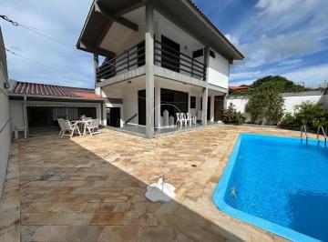 Casa · 376m² · 5 Quartos · 4 Vagas · Casa 5 Quartos com Piscina - Itaguaçu