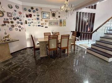 Casa de 4 quartos, Salvador · Fabulosa Casa ITAIGARA 4 suítes 445m2 lavabo piscina 4 vagas