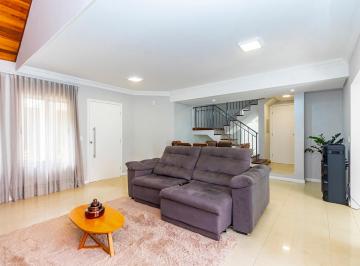 Casa de 4 quartos, Curitiba · Casa no excelente Condomínio Club Brazville