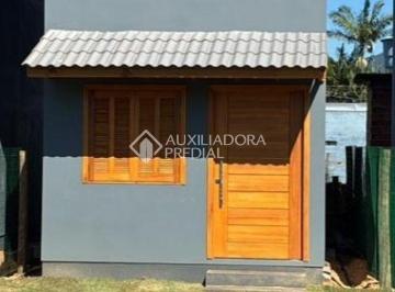 Casa · 58m² · 2 Quartos · Sobrado com 2 quartos mobiliado em Garopaba.