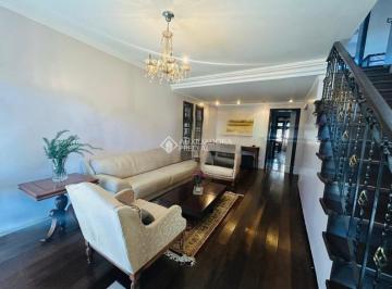 Casa · 300m² · 4 Quartos · 2 Vagas · ACONCHEGANTE SOBRADO SEMI MOBILIADO COM 4 QUARTOS, 3 SUÍTES, SALÃO DE FESTAS, PÁTIO E GARAGEM COBERT